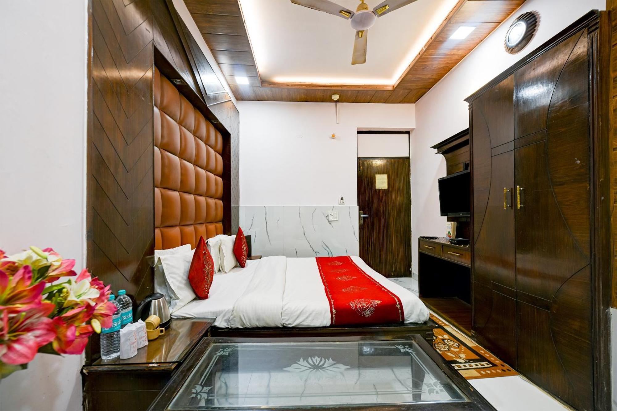 Shiva Intercontinental - Railway Station - Paharganj Hotel New Delhi
