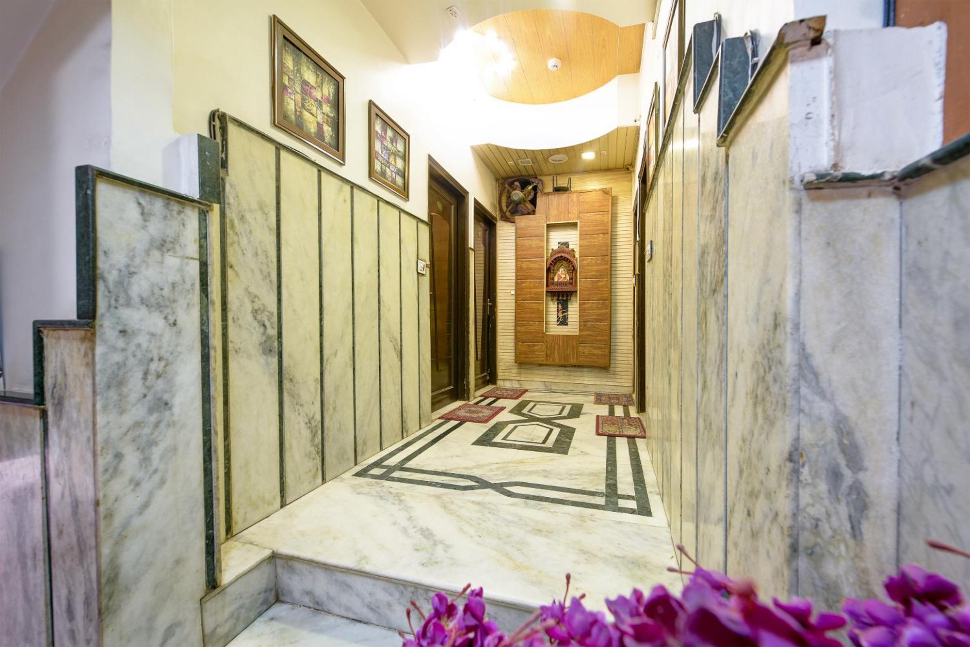 Shiva Intercontinental - Railway Station - Paharganj New Delhi