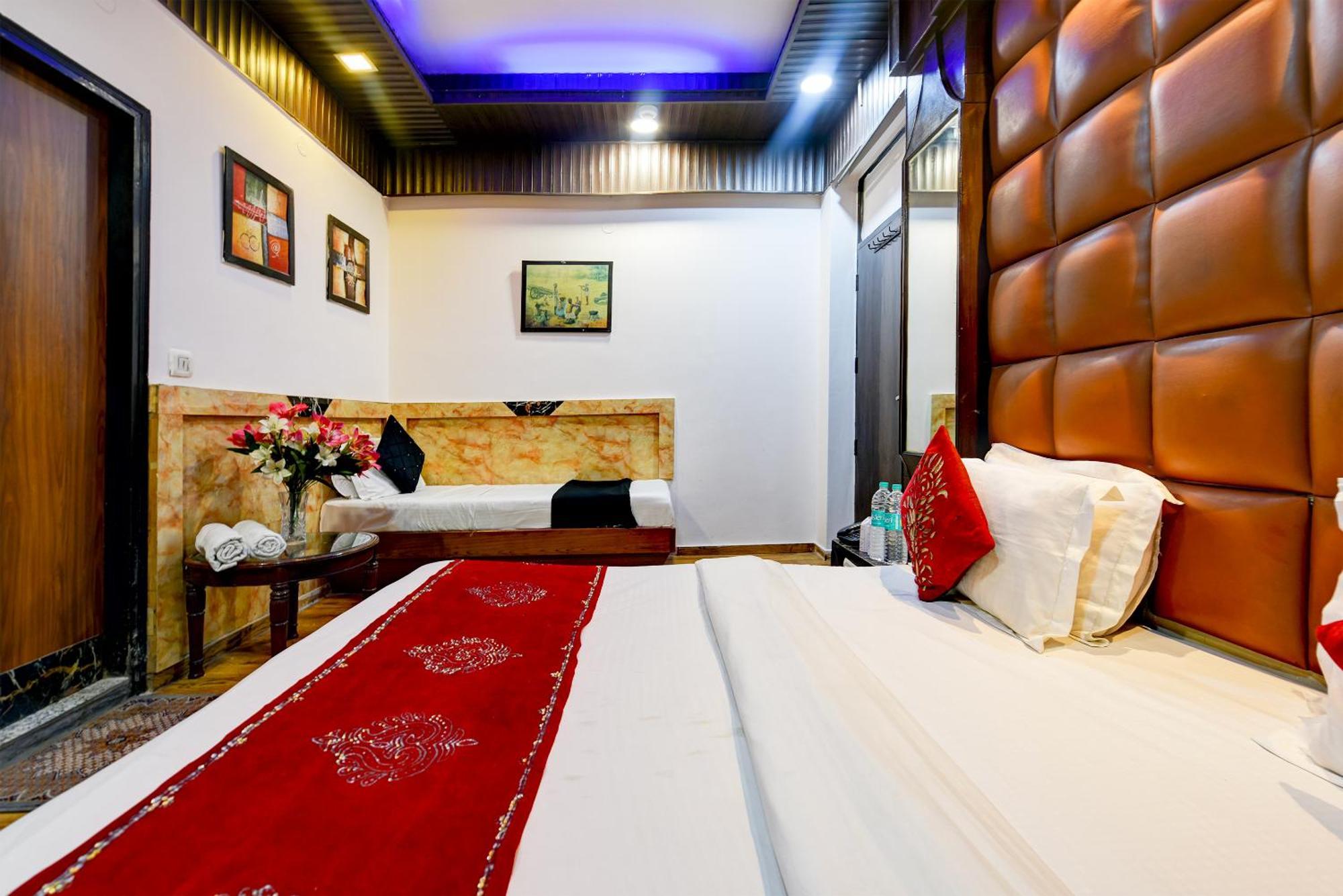 Shiva Intercontinental - Railway Station - Paharganj Hotel New Delhi